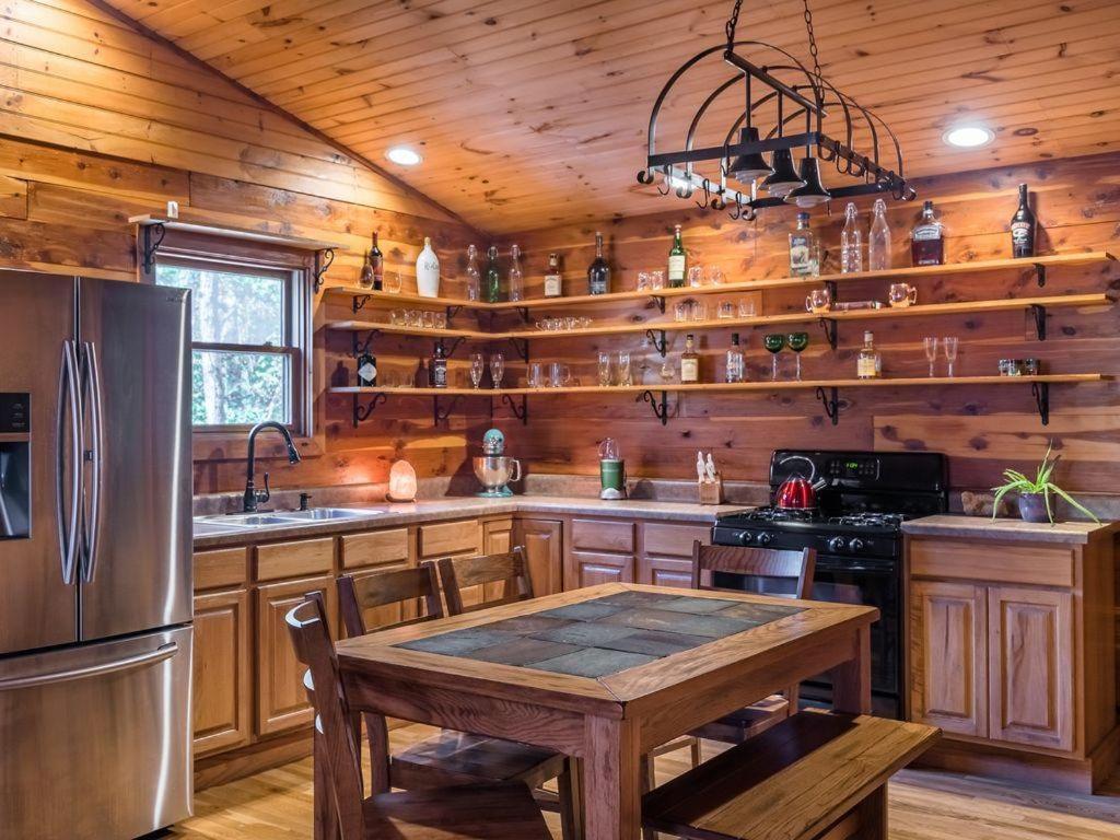 Fly Away Cabin- Modern, Serene, And Convenient Compton Exteriör bild