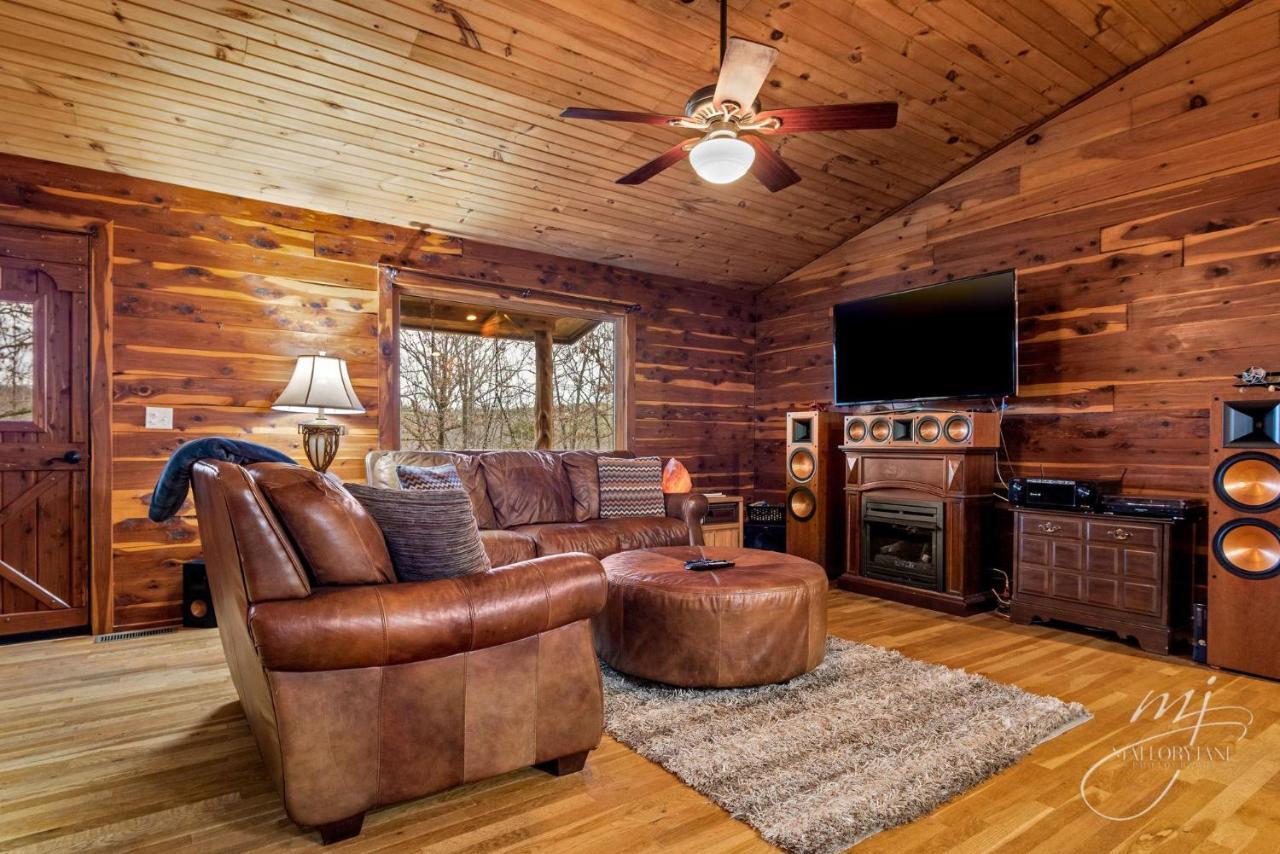 Fly Away Cabin- Modern, Serene, And Convenient Compton Exteriör bild